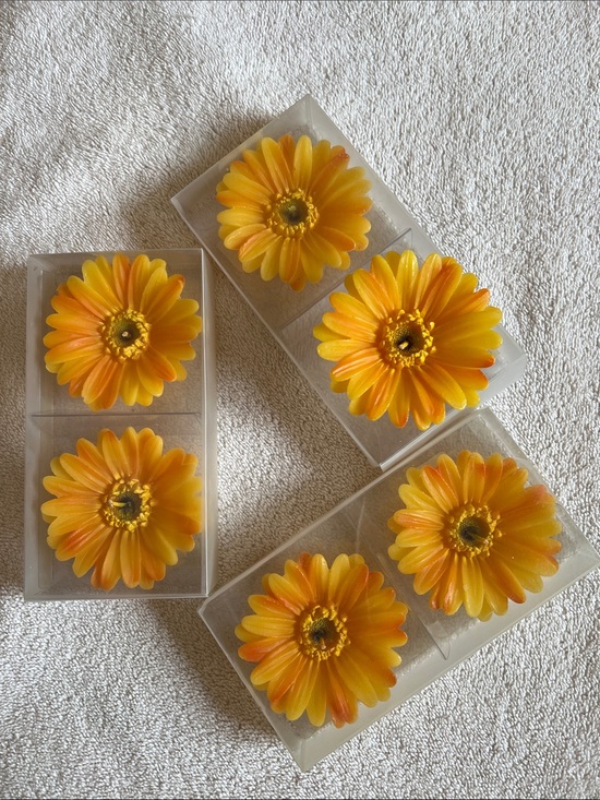 Muti Other - Yellow Chrysanthem Floater Candles